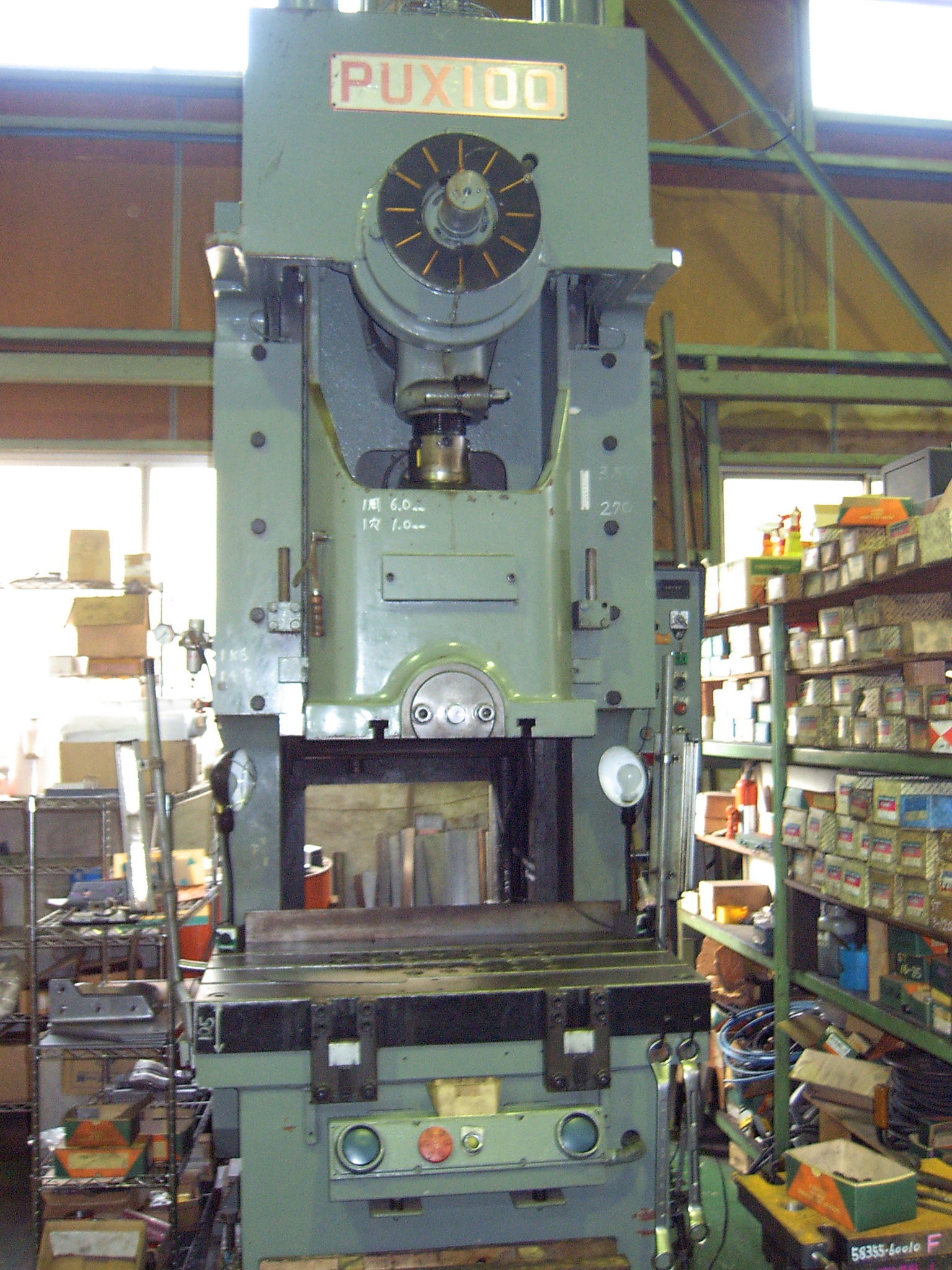 100Tプレス PUX100